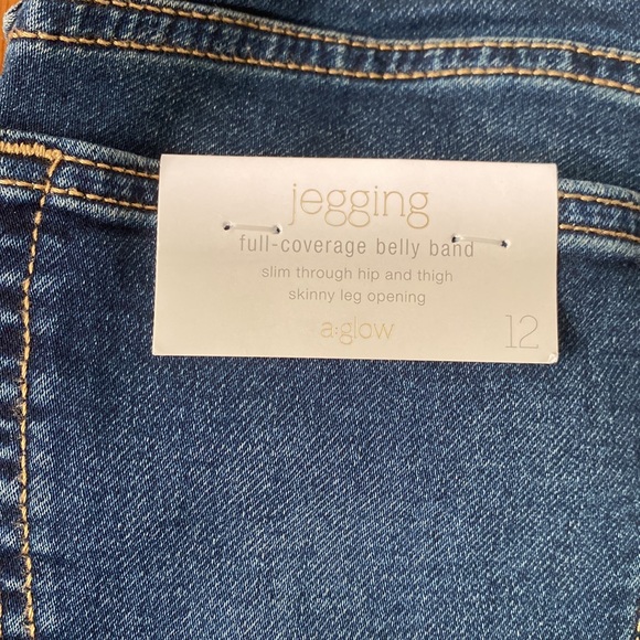 A:Glow Maternity Full Belly Panel Jeggings - Picture 3 of 4